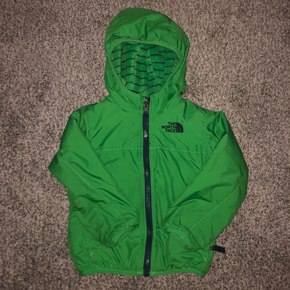 The North Face Kid’s Reversible jacket
